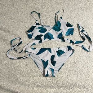 Cupshe Palm leaf bikini